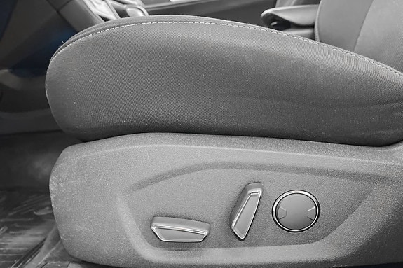 Ford Mondeo 8 of 8