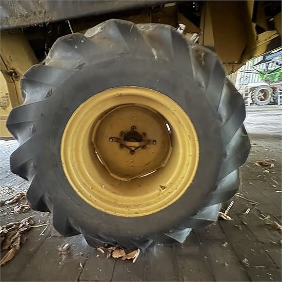New Holland TF44 - Skærebord /header 24 ft 20 of 30