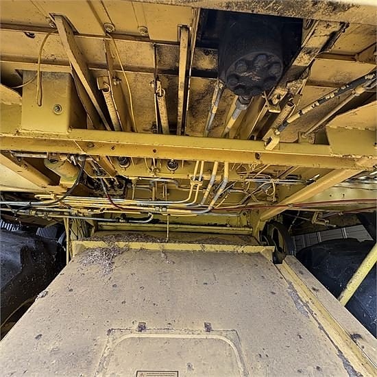 New Holland TF44 - Skærebord /header 24 ft 15 of 30