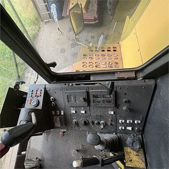 New Holland TF44 - Skærebord /header 24 ft 11 of 30