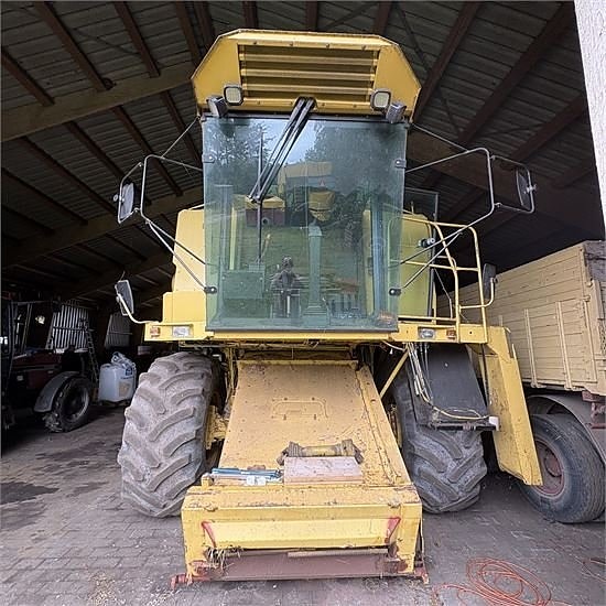 New Holland TF44 - Skærebord /header 24 ft 3 of 30