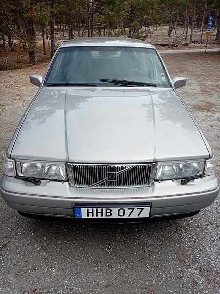 Volvo 960 2 of 13