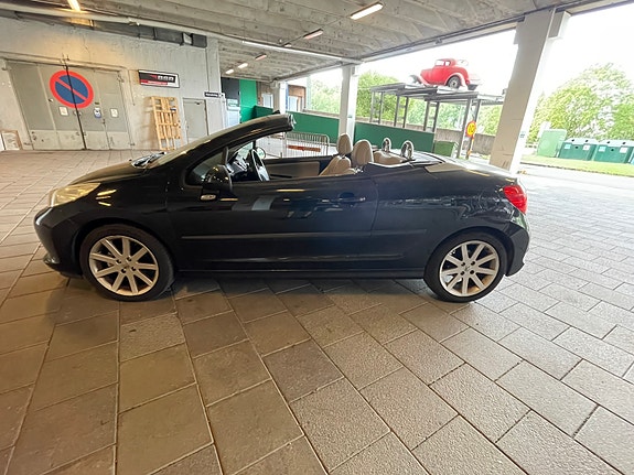 Peugeot 207 CC 5 of 6