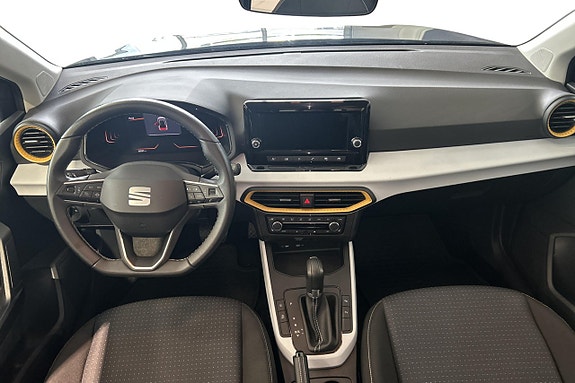 Seat Arona 11 of 26