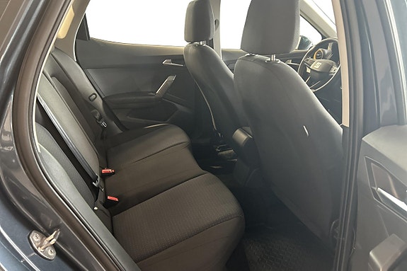 Seat Arona 15 of 26