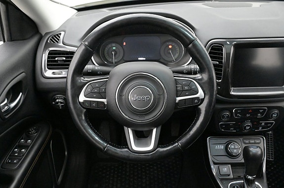 Jeep Compass 7 of 27