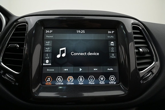 Jeep Compass 15 of 27