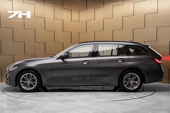 BMW 320d 2 of 22