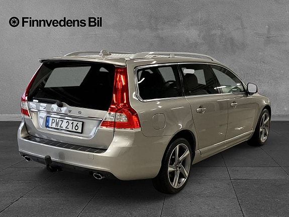 Volvo V70 6 of 9