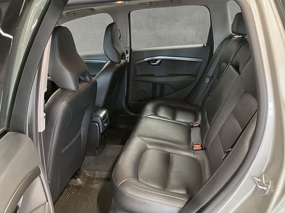 Volvo V70 8 of 9