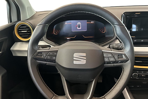 Seat Arona 12 of 27