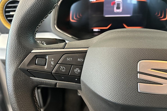 Seat Arona 21 of 27