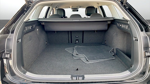 Skoda Superb 12 of 12