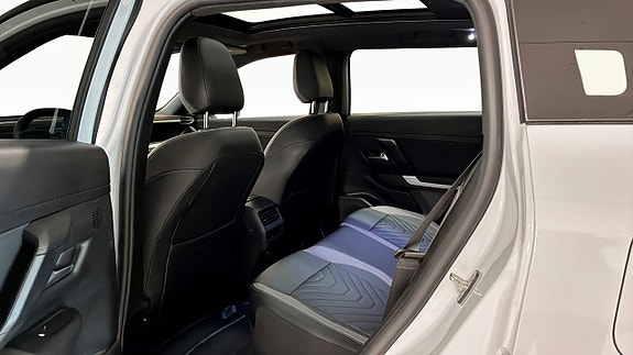 Jeep Compass 6 of 9