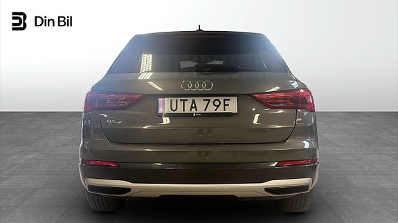 Audi Q3 5 of 12