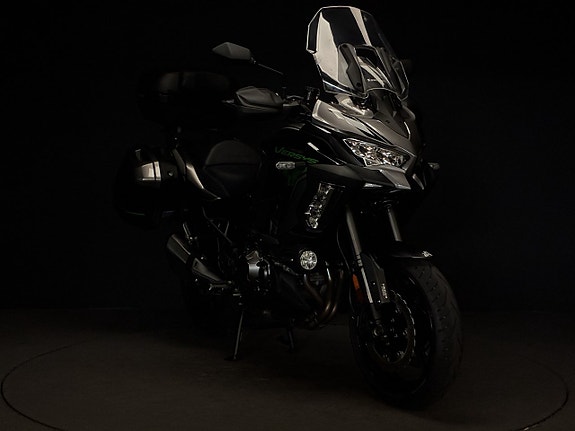 Kawasaki Versys 1000 SE - Väskor samt topbox, elektronisk styrd fjädring 3 of 6