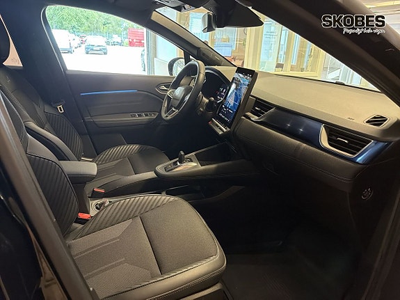 Renault Captur 10 of 21