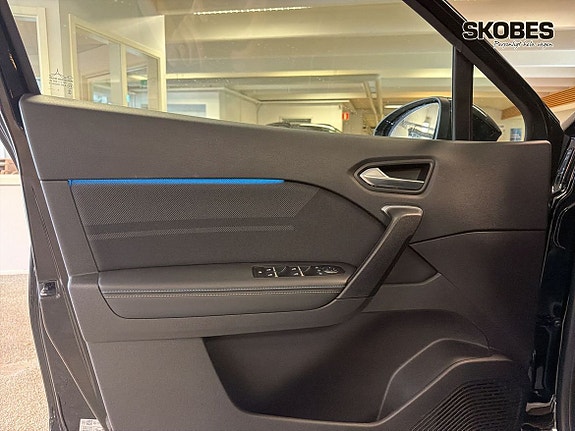 Renault Captur 14 of 21