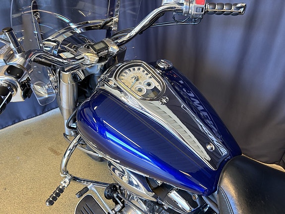 Yamaha XV1900A 3 of 8