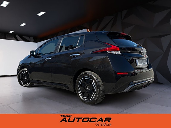 Nissan Leaf 5 of 15