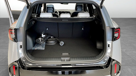 Kia Sportage 12 of 12