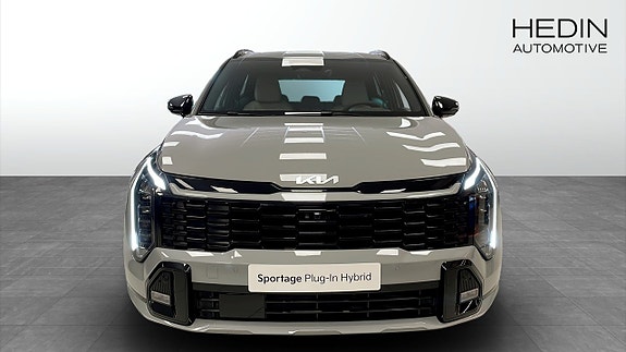 Kia Sportage 2 of 12