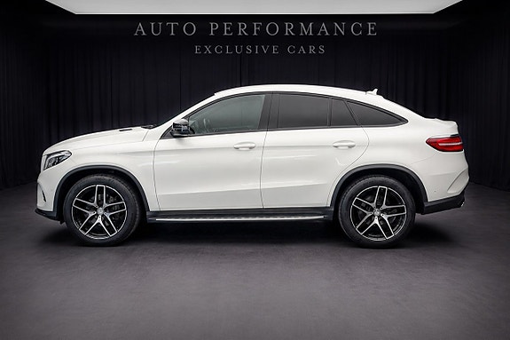 Mercedes-Benz GLE350 d 2 of 12