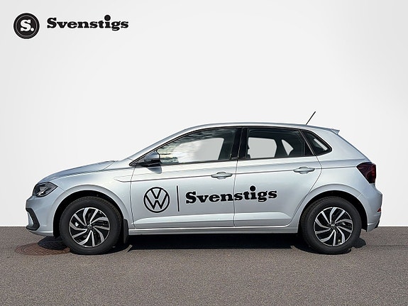 Volkswagen Polo 2 of 12