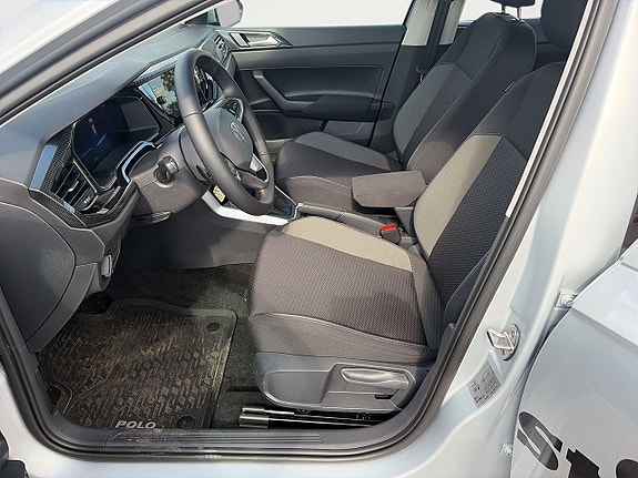 Volkswagen Polo 7 of 12