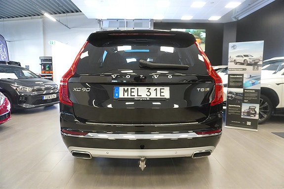 Volvo XC90 5 of 30