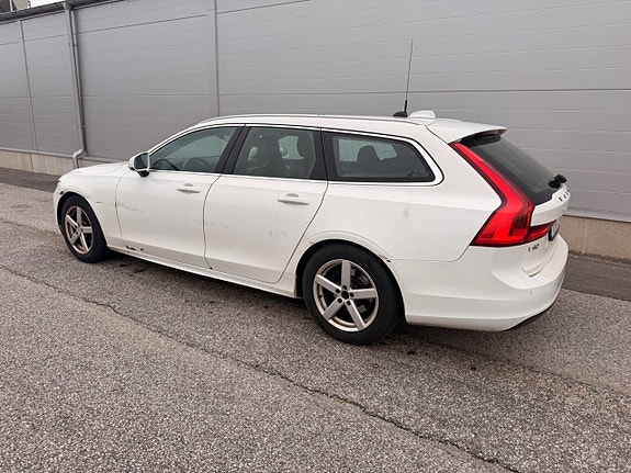 Volvo V90 6 of 21
