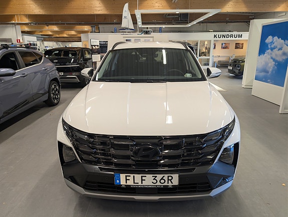 Hyundai Tucson 5 of 10