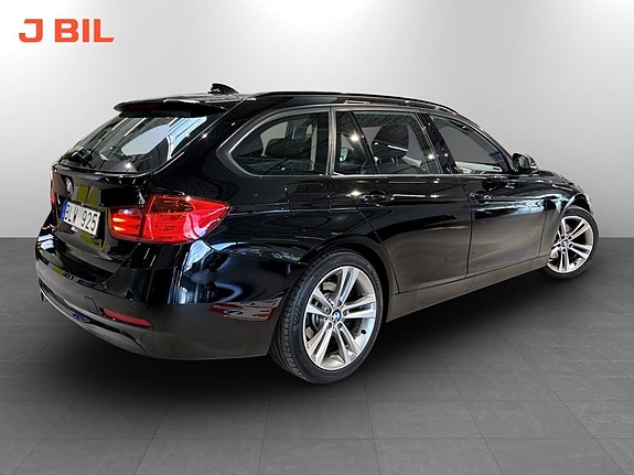 BMW 328i 3 of 19