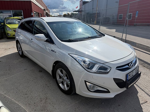 Hyundai i40 25 of 29
