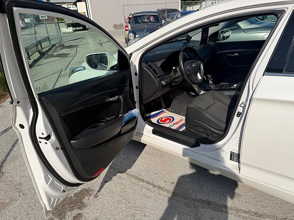 Hyundai i40 13 of 29