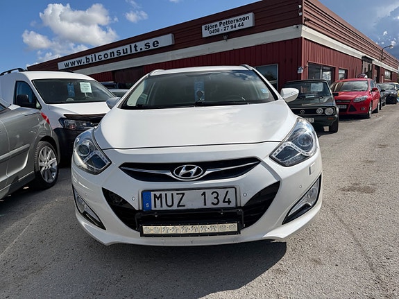 Hyundai i40 2 of 29