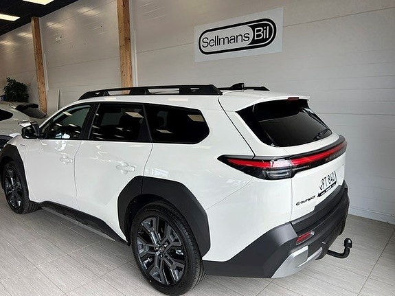 Subaru E-Outback 3 of 16