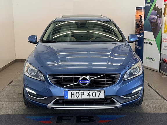 Volvo V60 4 of 22