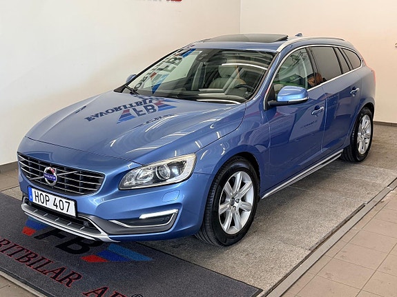 Volvo V60 2 of 22
