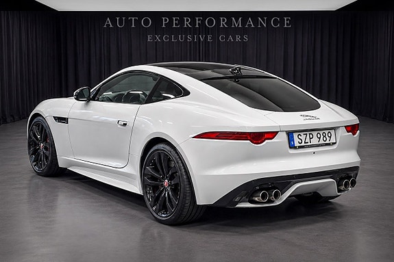Jaguar F-TYPE 3 of 10