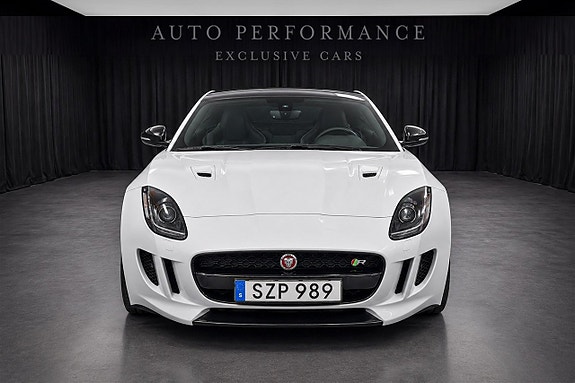 Jaguar F-TYPE 4 of 10