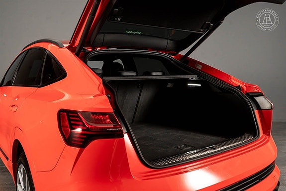 Audi e-tron Sportback 4 of 11