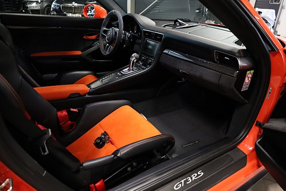 Porsche 911 GT3 RS 13 of 18