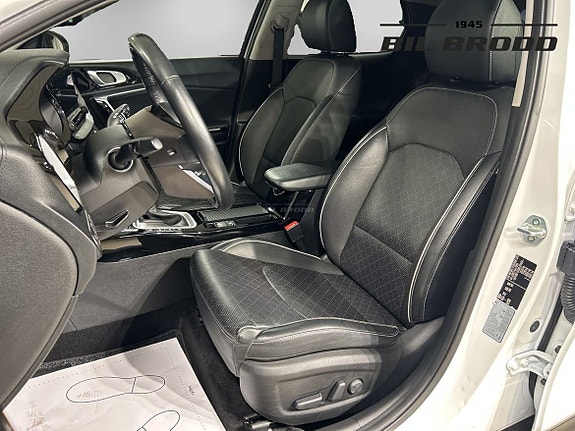 Kia XCeed 8 of 14