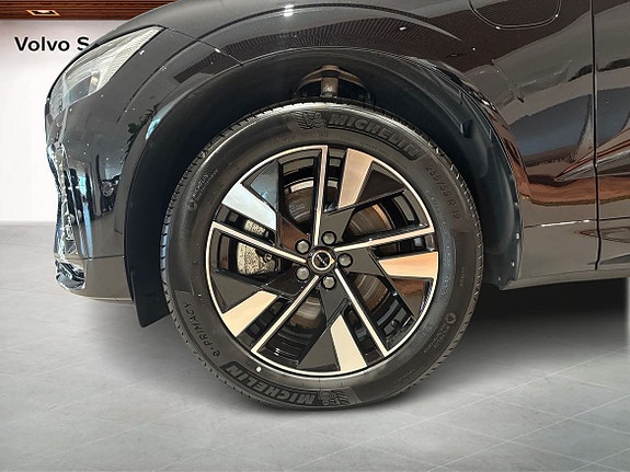 Volvo XC60 9 of 16