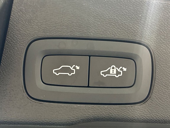 Volvo XC60 14 of 16
