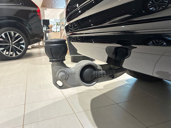 Volvo XC60 15 of 16