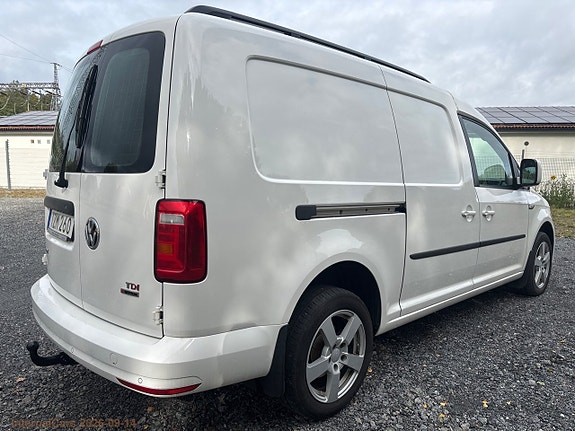 Volkswagen Caddy Maxi 6 of 21