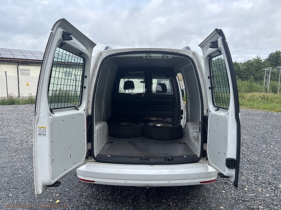 Volkswagen Caddy Maxi 10 of 21