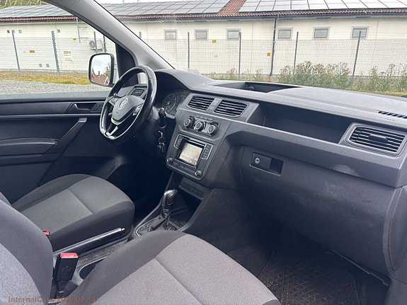 Volkswagen Caddy Maxi 17 of 21